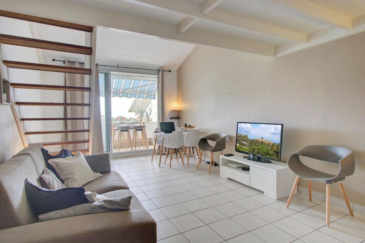 Le Studio Des Aigrettes - Saint Gilles Les Bains Apartamento Exterior foto